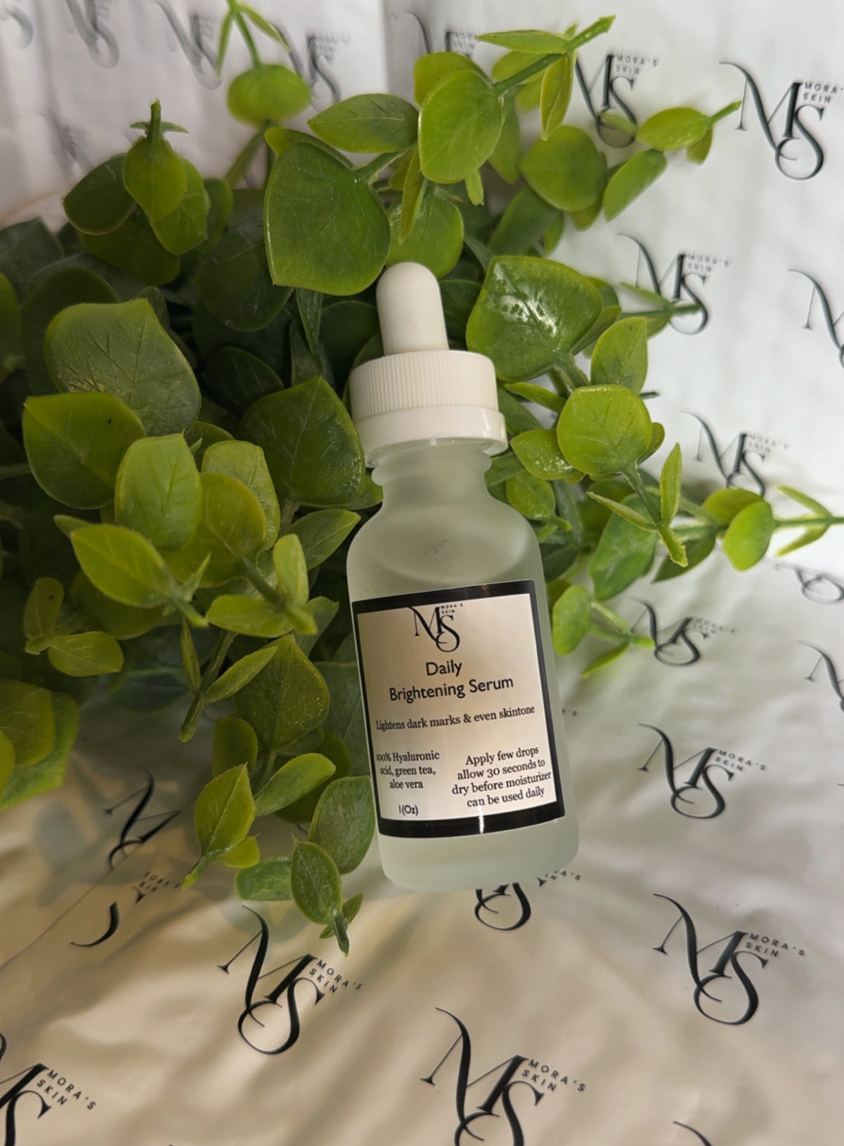 DAILY BRIGHTENING SERUM
